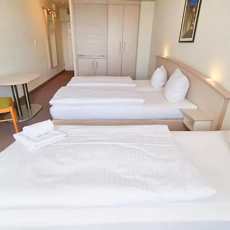 Panorama Inn Hotel Hamburg Room photo
