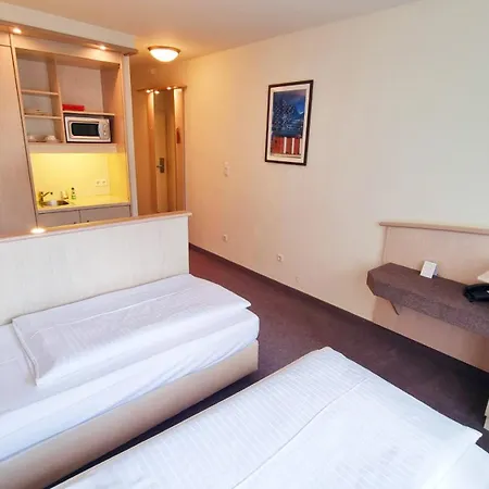 Panorama Inn Hotel Hamburg Room photo